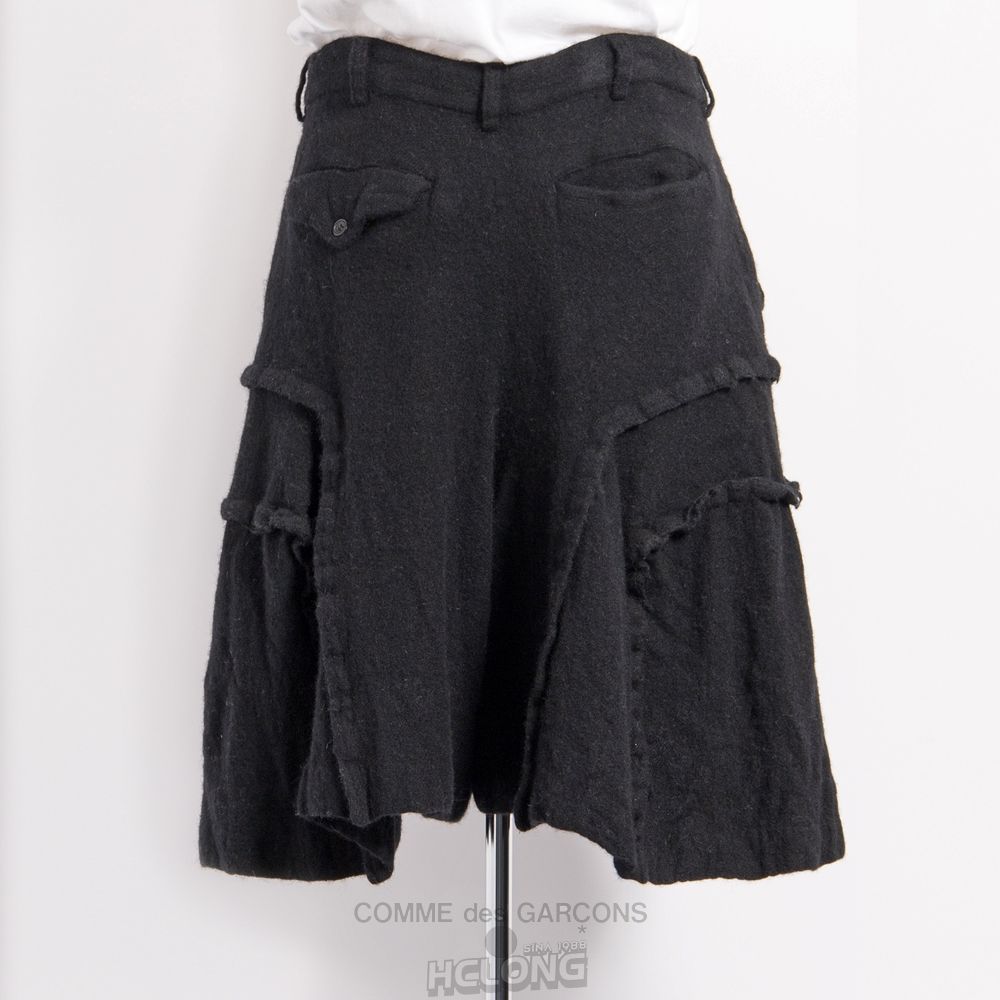 Comme Des Garcons BLACK Comme des Garçons - Wolle Shorts Kurze Hose Schwarz | 08472-BSNF