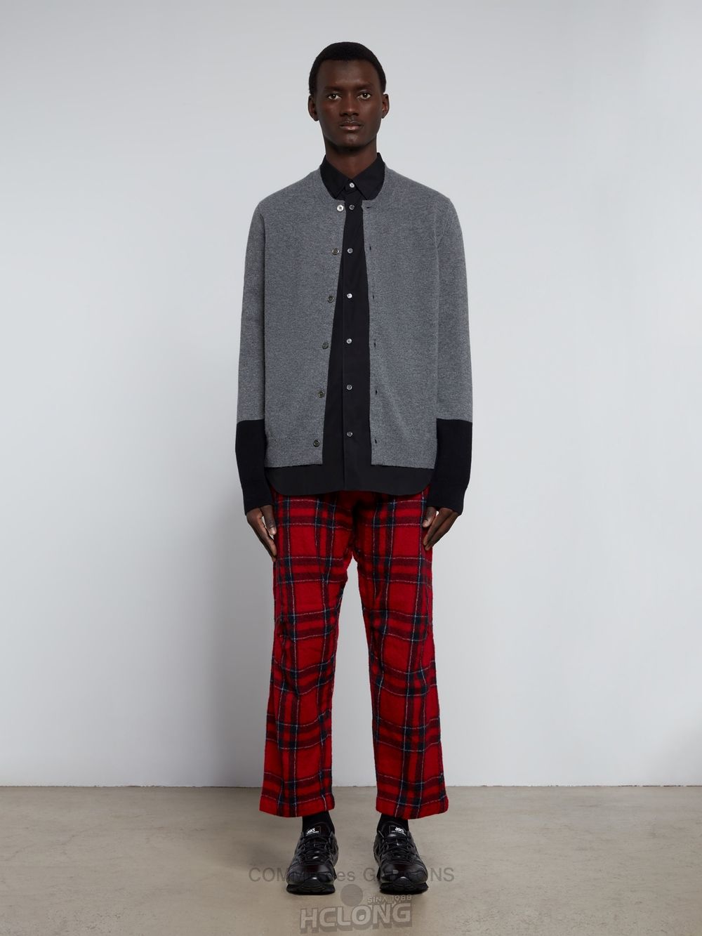 Comme Des Garcons CDG Shirt Forever - Klassische Fit Woven Baumwoll Shirt Oberteile Schwarz | 93876-ETUL