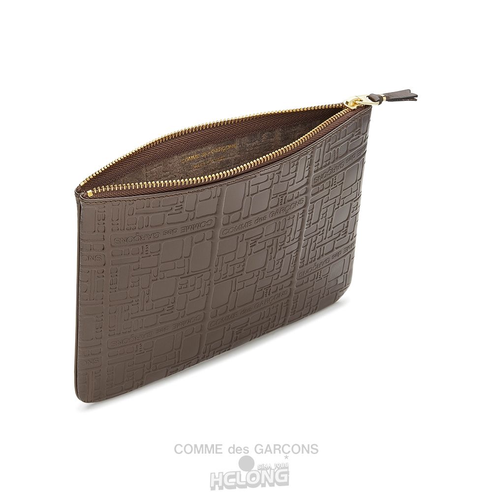 Comme Des Garcons CDG Wallet - Embossed Logo Zip Pouch - SA5100EL Embossed Logo Braun | 93760-VRQO